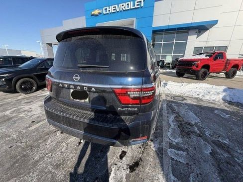 Used 2024 Nissan Armada Platinum w/ Captain's Chairs Package image 9