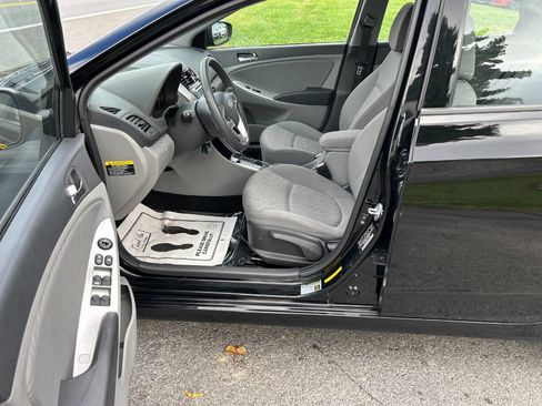 Used 2012 Hyundai Accent GLS w/ Premium Pkg 3 image 16