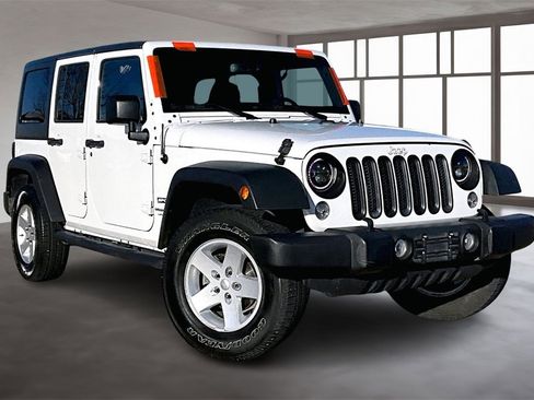 Used 2018 Jeep Wrangler Unlimited Sport S image 11