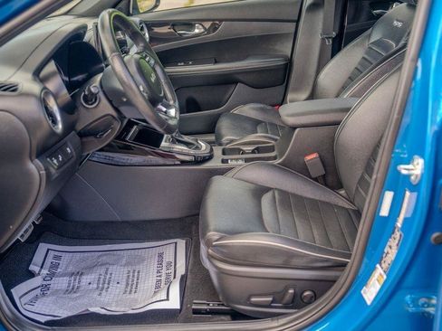 Used 2023 Kia Forte GT-Line w/ GT-Line Premium Package FWD image 11
