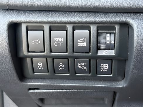 Used 2023 Subaru Forester Touring AWD/4WD image 27
