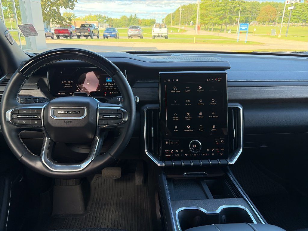 Used 2026 GMC Acadia Denali w/ Super Cruise Package AWD/4WD image 12