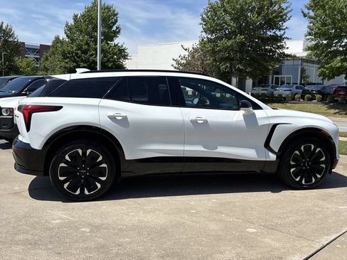 Used 2024 Chevrolet Blazer EV RS AWD/4WD image 2