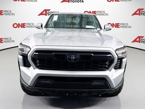 New 2025 Toyota Tacoma TRD Off-Road AWD/4WD image 2