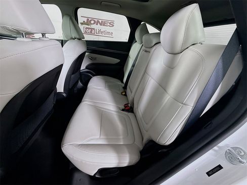 Certified 2023 Hyundai Tucson Limited image 30