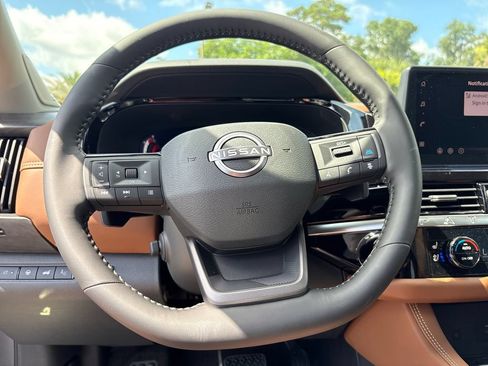 New 2026 Nissan Pathfinder Platinum w/ Accent Package FWD image 12