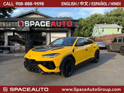 Used 2023 Lamborghini Urus Performante