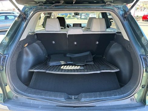 Used 2022 Toyota Corolla Cross LE image 20