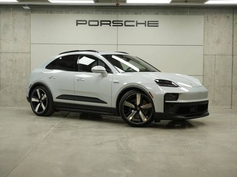 New 2026 Porsche Macan GTS Electric image 9