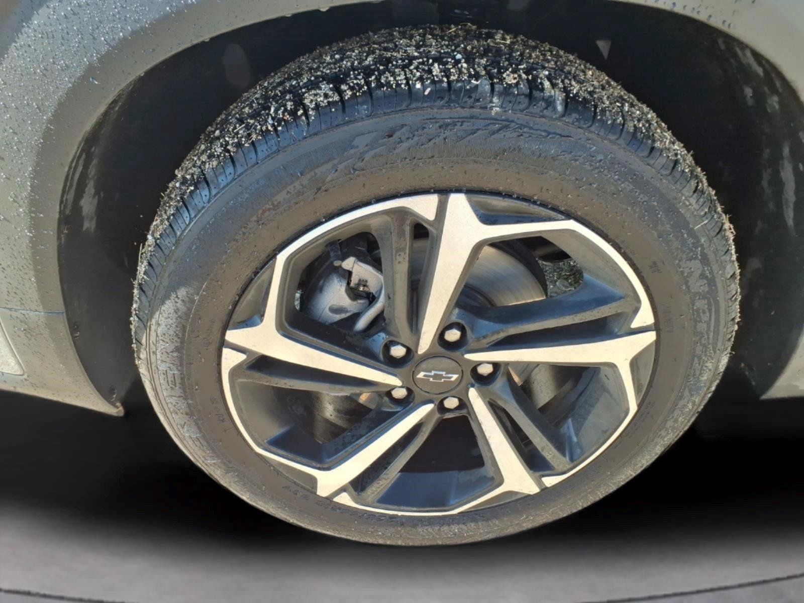 Used 2023 Chevrolet TrailBlazer RS FWD image 9