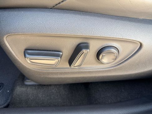 Certified 2019 Toyota RAV4 XSE image 17