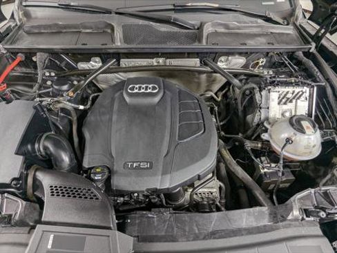 Used 2019 Audi Q5 2.0T Premium w/ Convenience Package AWD/4WD image 31