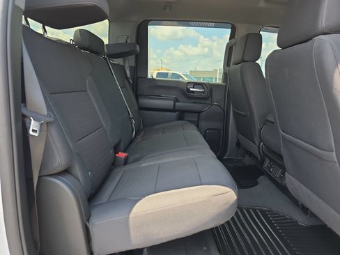 Used 2024 Chevrolet Silverado 2500 Custom w/ Custom Convenience Package AWD/4WD image 14