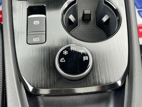 New 2025 Nissan Rogue SL w/ Tech Package image 30