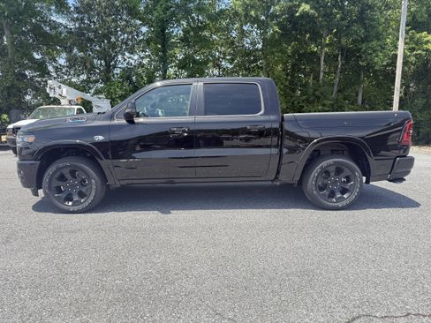 New 2026 RAM 1500 Big Horn AWD/4WD image 4