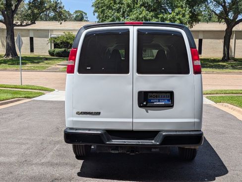Used 2023 Chevrolet Express 3500 LS RWD image 6