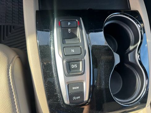 Certified 2020 Honda Pilot Touring image 22