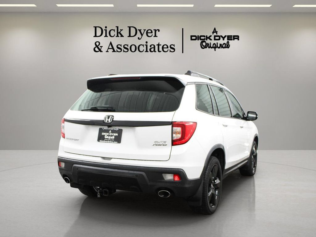 Used 2019 Honda Passport Elite image 11
