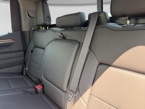 Used 2024 GMC Sierra 1500 Denali AWD/4WD image 36