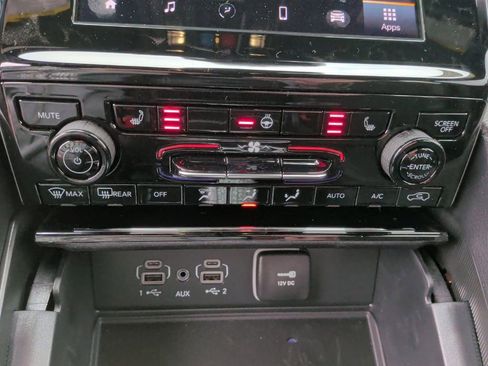 New 2025 Jeep Grand Cherokee L Altitude image 31