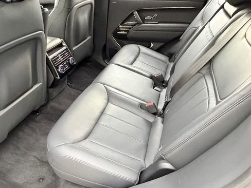 Used 2023 Land Rover Range Rover Sport SE image 25