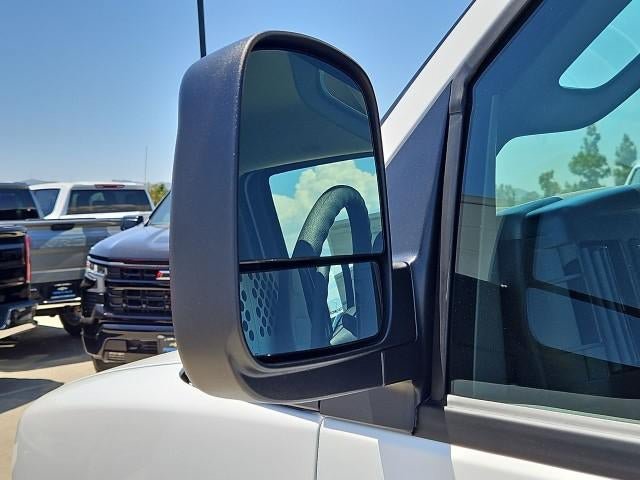 New 2026 Chevrolet Express 2500 w/ Driver Convenience Package RWD image 19