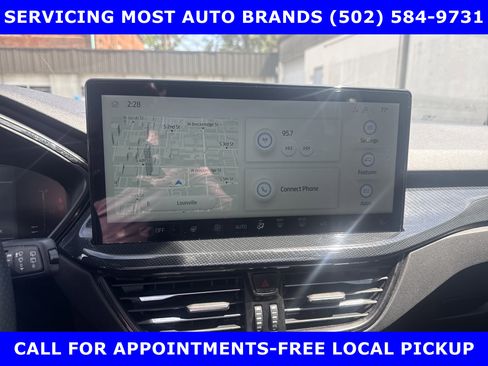 Used 2023 Ford Escape ST-Line w/ Equipment Group 301A FWD image 16