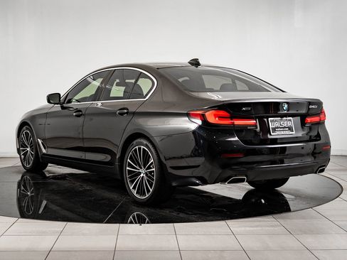 Used 2021 BMW 540i xDrive w/ Premium Package image 10