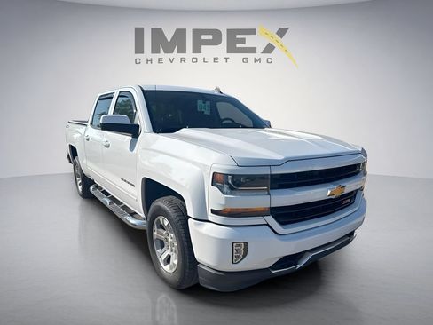 Used 2018 Chevrolet Silverado 1500 LT w/ All Star Edition AWD/4WD image 5