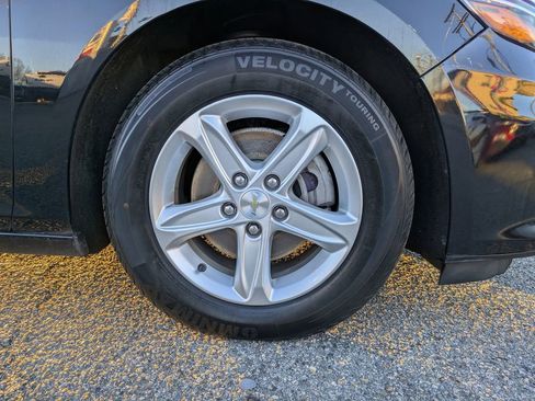 Used 2020 Chevrolet Malibu LS image 12