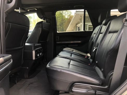 Used 2019 Ford Expedition XLT w/ Equipment Group 202A image 20