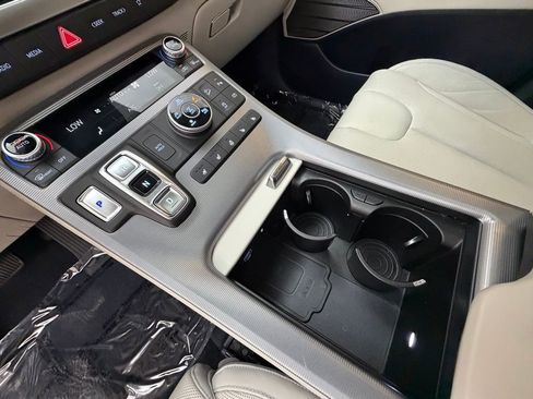 Certified 2023 Hyundai Palisade Calligraphy w/ Cargo Package image 19