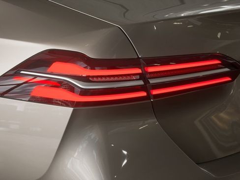 New 2026 BMW 530i w/ Premium Package image 35