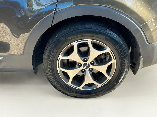 Used 2022 Kia Telluride EX w/ Towing Package AWD/4WD image 38