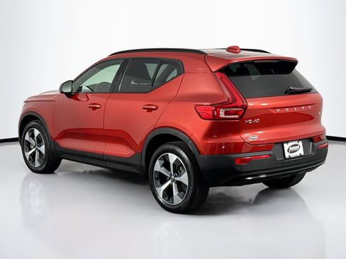 Used 2023 Volvo XC40 B5 Ultimate AWD/4WD image 13