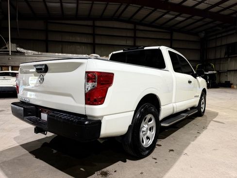 Used 2021 Nissan Titan S w/ S Utility Package RWD image 5