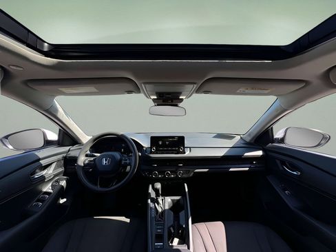 Used 2023 Honda Accord EX image 20
