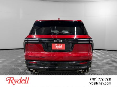 Used 2025 Chevrolet Traverse RS w/ LPO, Floor Liner Package AWD/4WD image 4
