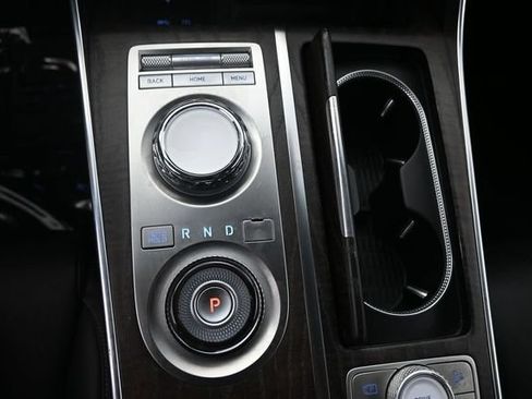 Used 2024 Genesis GV80 2.5T AWD/4WD image 37