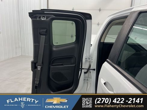 Used 2021 Chevrolet Colorado LT w/ Fleet Safety Package image 12