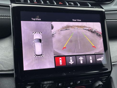 Used 2025 Jeep Grand Cherokee L Limited w/ Luxury Tech Group II image 36