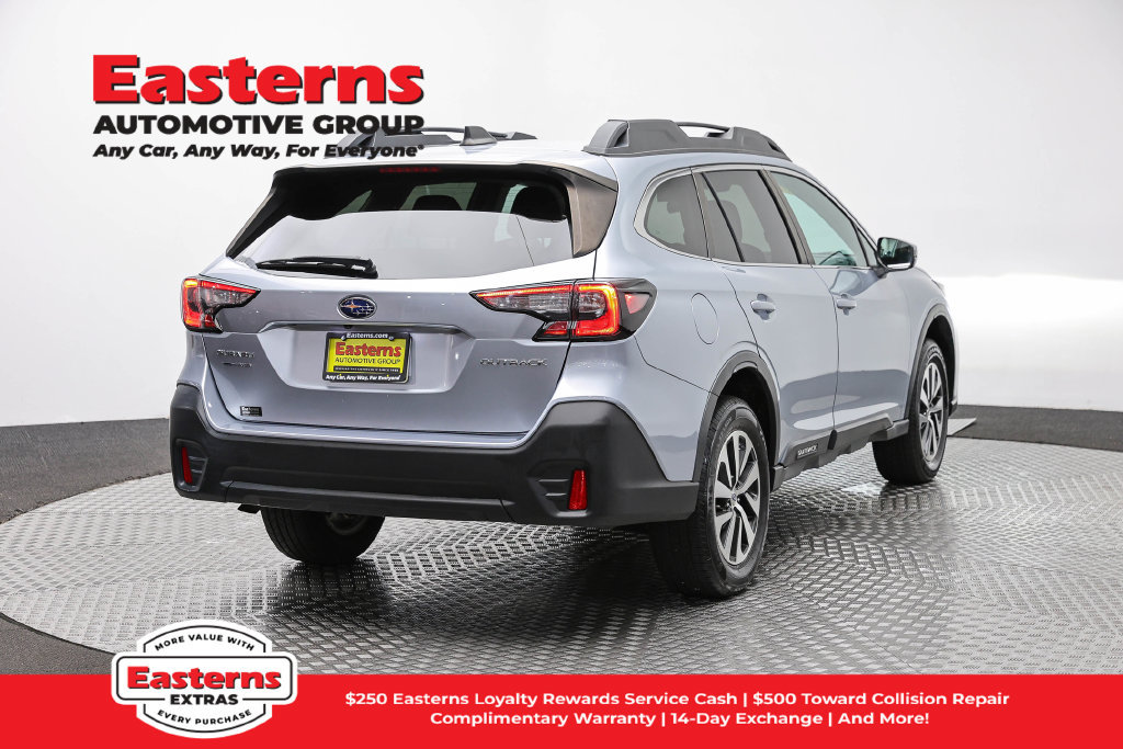 Used 2022 Subaru Outback Premium AWD/4WD image 6