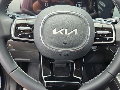 New 2025 Kia Sorento S w/ Panoramic Sunroof Package image 19