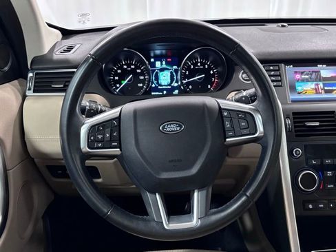 Used 2019 Land Rover Discovery Sport HSE AWD/4WD image 13