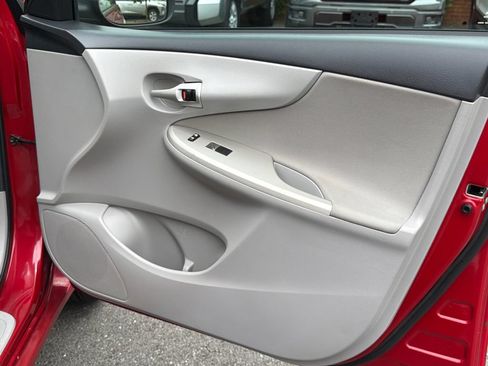 Used 2012 Toyota Corolla LE FWD image 10