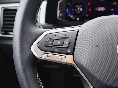 Certified 2022 Volkswagen Atlas SEL image 22