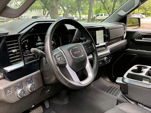 Used 2023 GMC Sierra 1500 Elevation AWD/4WD image 14