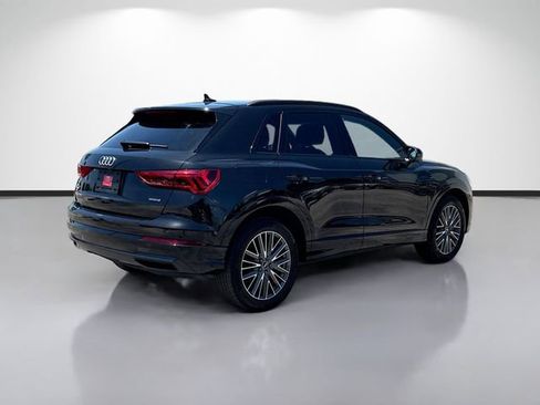 Certified 2023 Audi Q3 2.0T Premium w/ Convenience Package AWD/4WD image 3