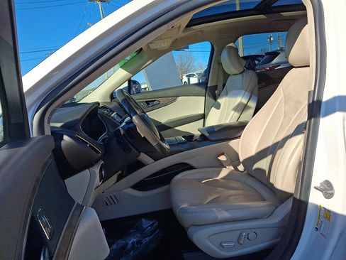 Used 2019 Lincoln Nautilus Select image 13