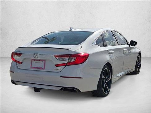 Used 2019 Honda Accord Sport image 5